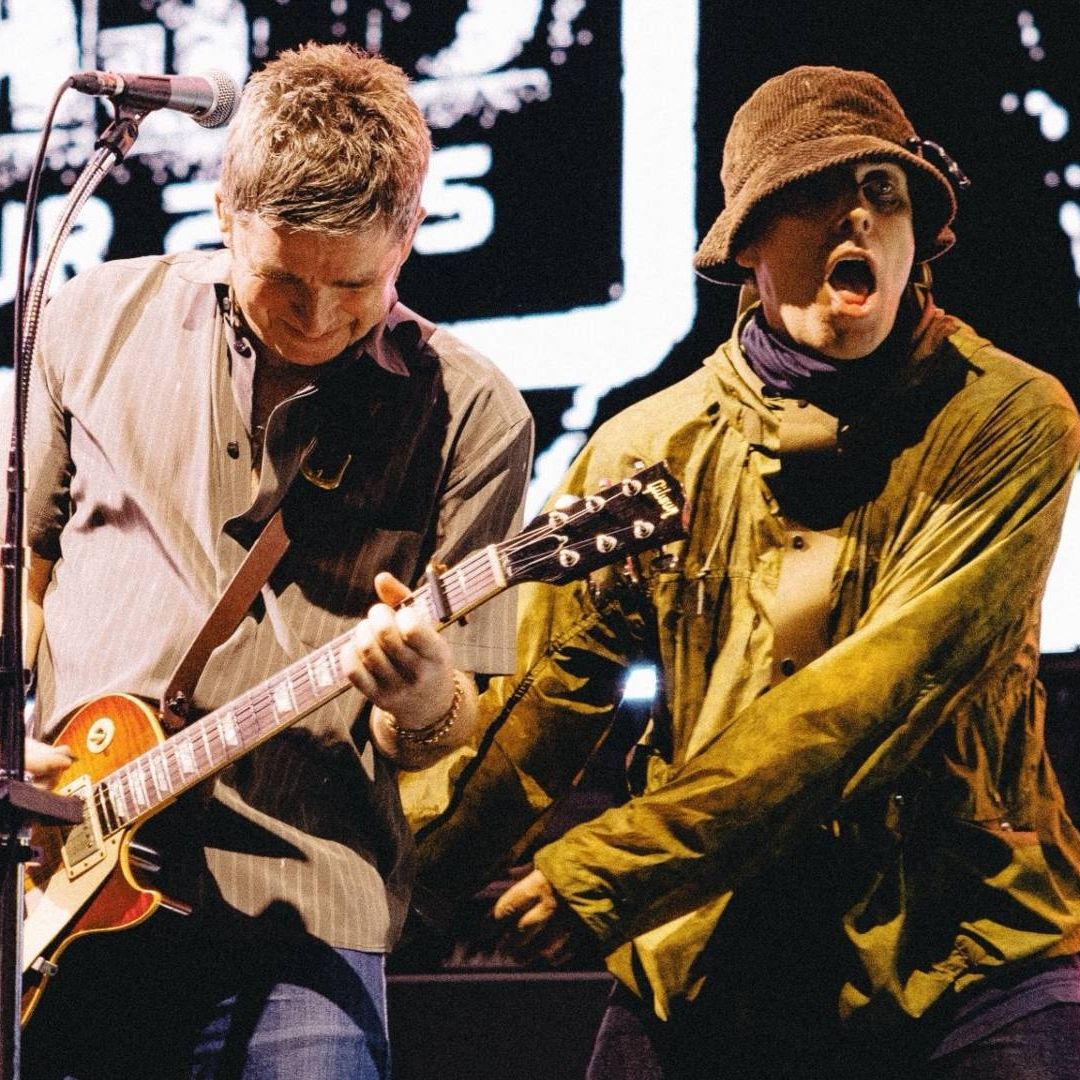 Hermano Mayor de Noel y Liam Gallagher, de Oasis, es Acusado de Violación