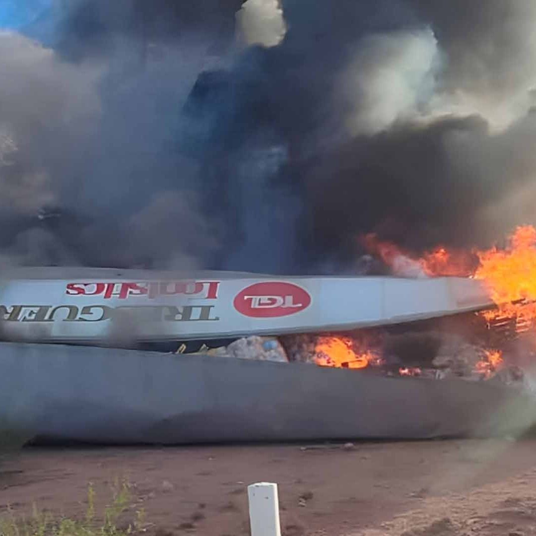 Muere Adulto y Menor en Choque Frontal Contra Tráiler en Carretera Zacatecas-Gómez Palacio