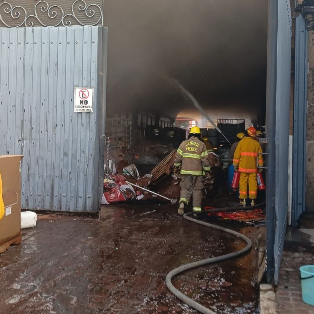 Asciende a 6 el número de personas fallecidas tras la explosión registrada en una empresa tequilera en Tequila, Jalisco