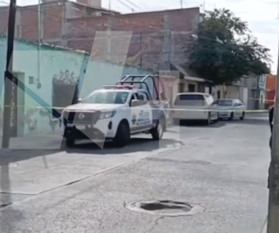 Asesinan a Balazos a Policía al Salir de Casa en Valle de Santiago Guanajuato