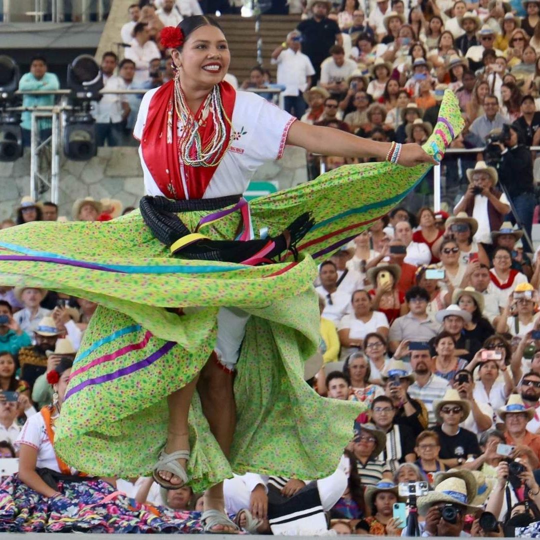 Entre Aplausos, Terminan las Fiestas de la Guelaguetza, en Oaxaca