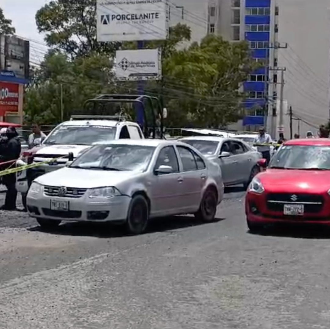 Asalto y Robo de Dinero en Efectivo a Cuentahabiente frente a Plaza Cruz del Sur