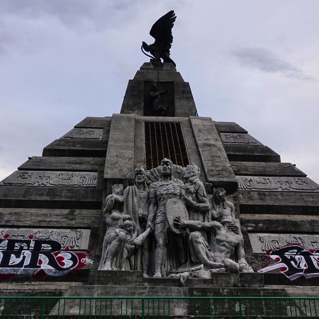 Vandalizan Monumentos Abandonados en la Ciudad de México