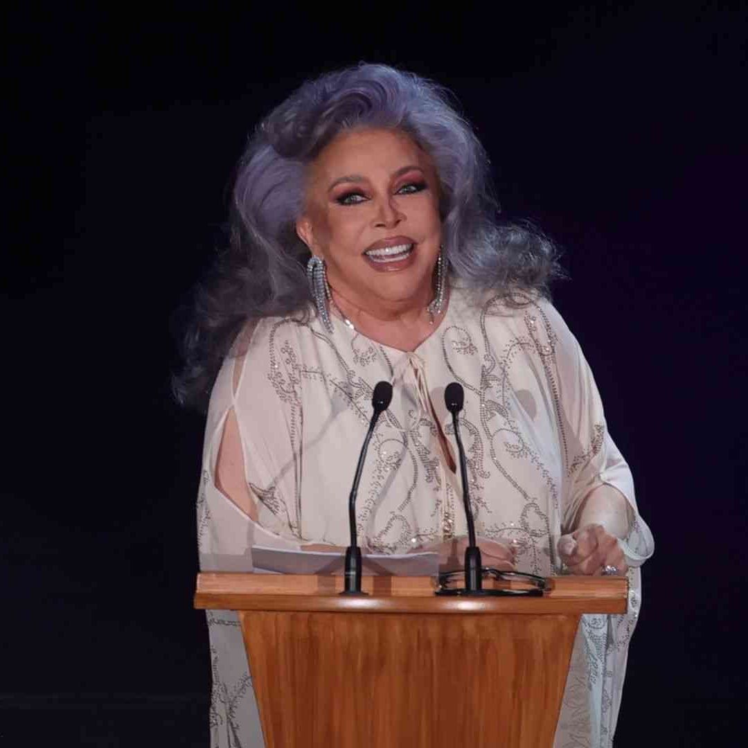 La actriz Verónica Castro durante un tributo a Marco Antonio Muñiz