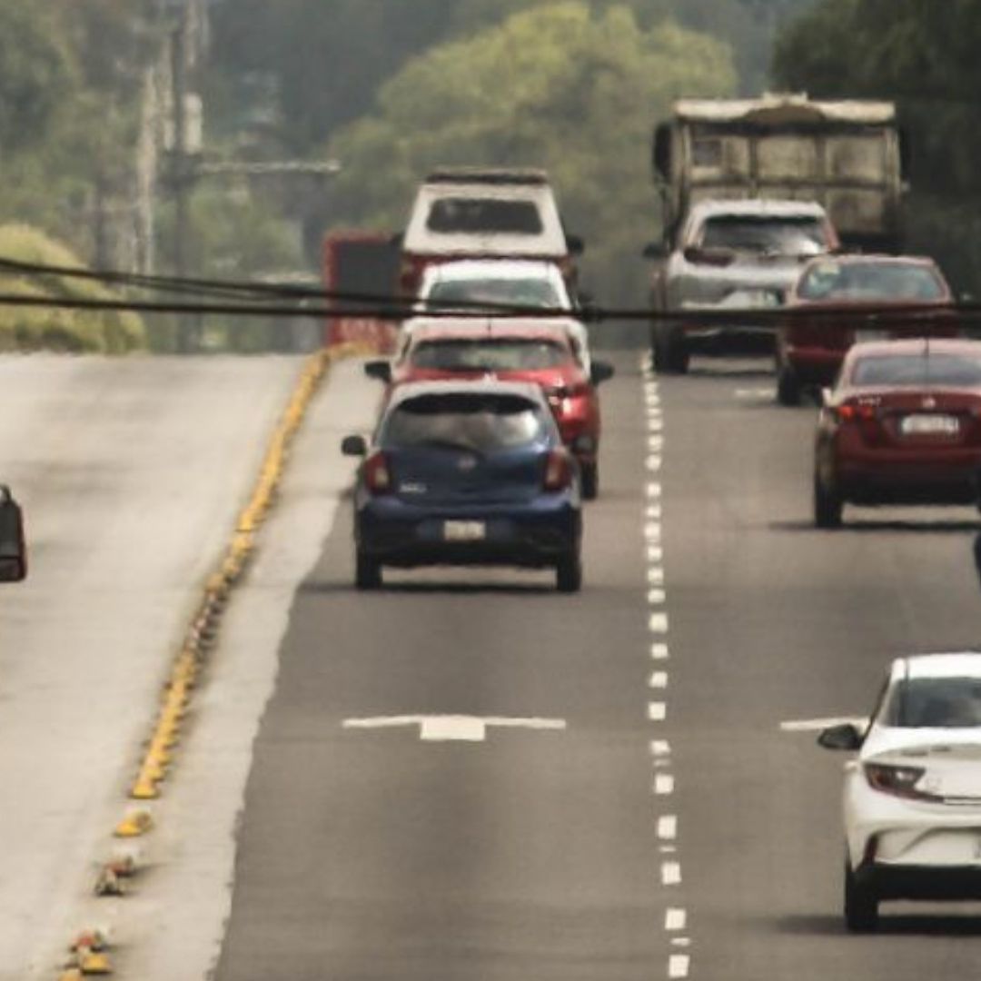 Hoy No Circula Sabatino 2 de Agosto de 2025: ¿Qué Autos No Circulan en CDMX y Edomex?