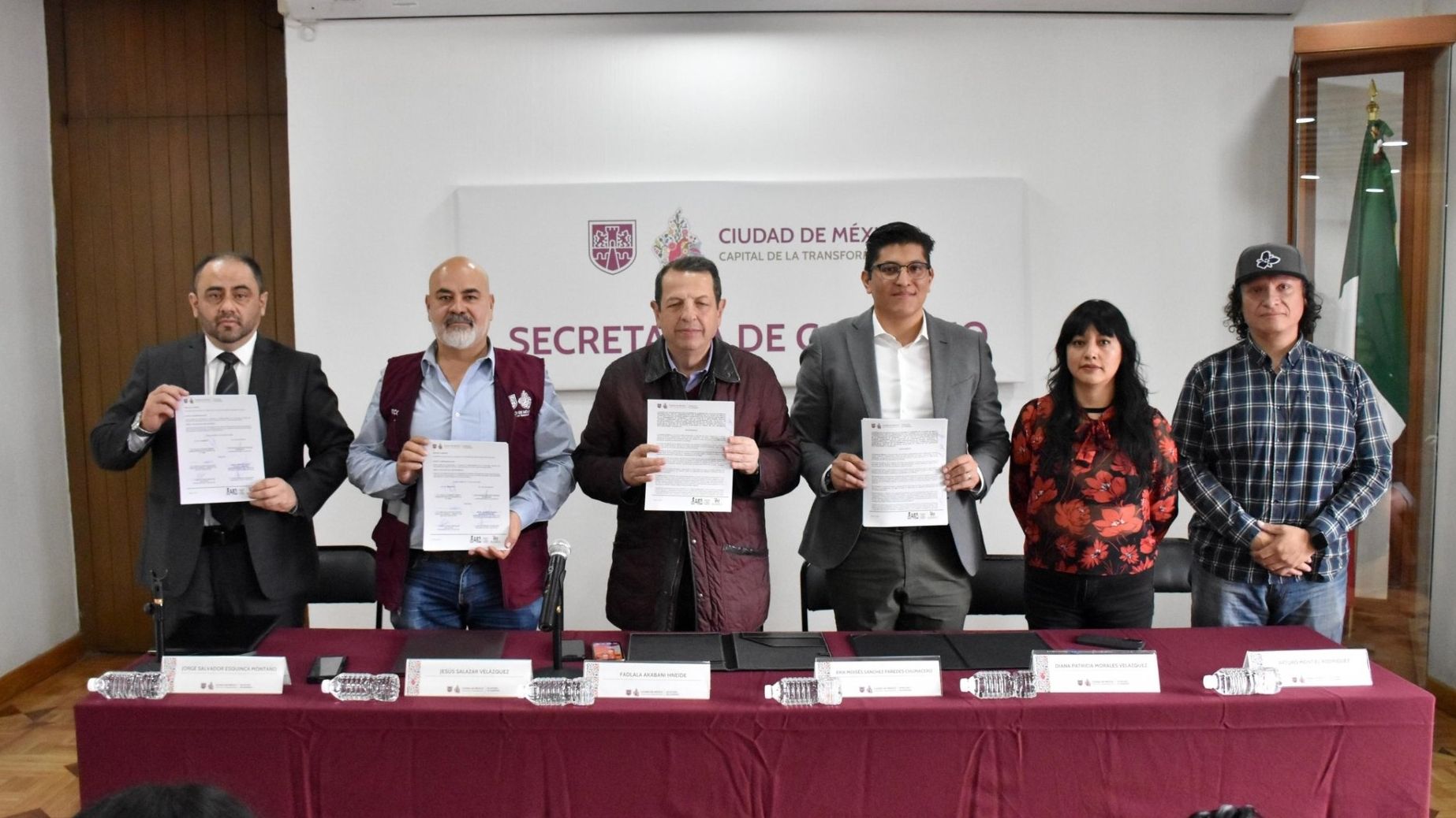 México Celebra Día de la Cerveza 2025: Cerveceros Artesanales Firman Acuerdo con Gobierno CDMX