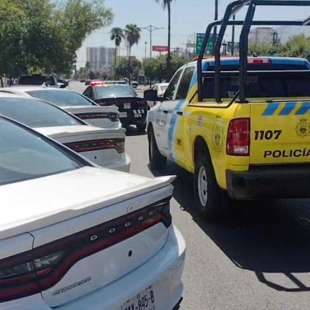 Policía de Monterrey en el centro de la ciudad