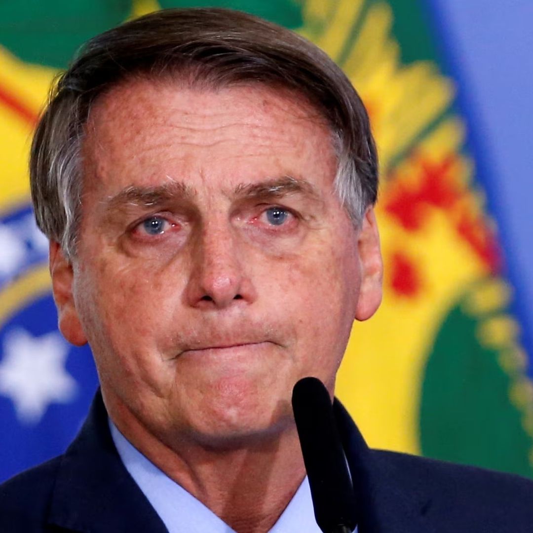 Ordenan Arresto Domiciliario de Jair Bolsonaro, Expresidente de Brasil