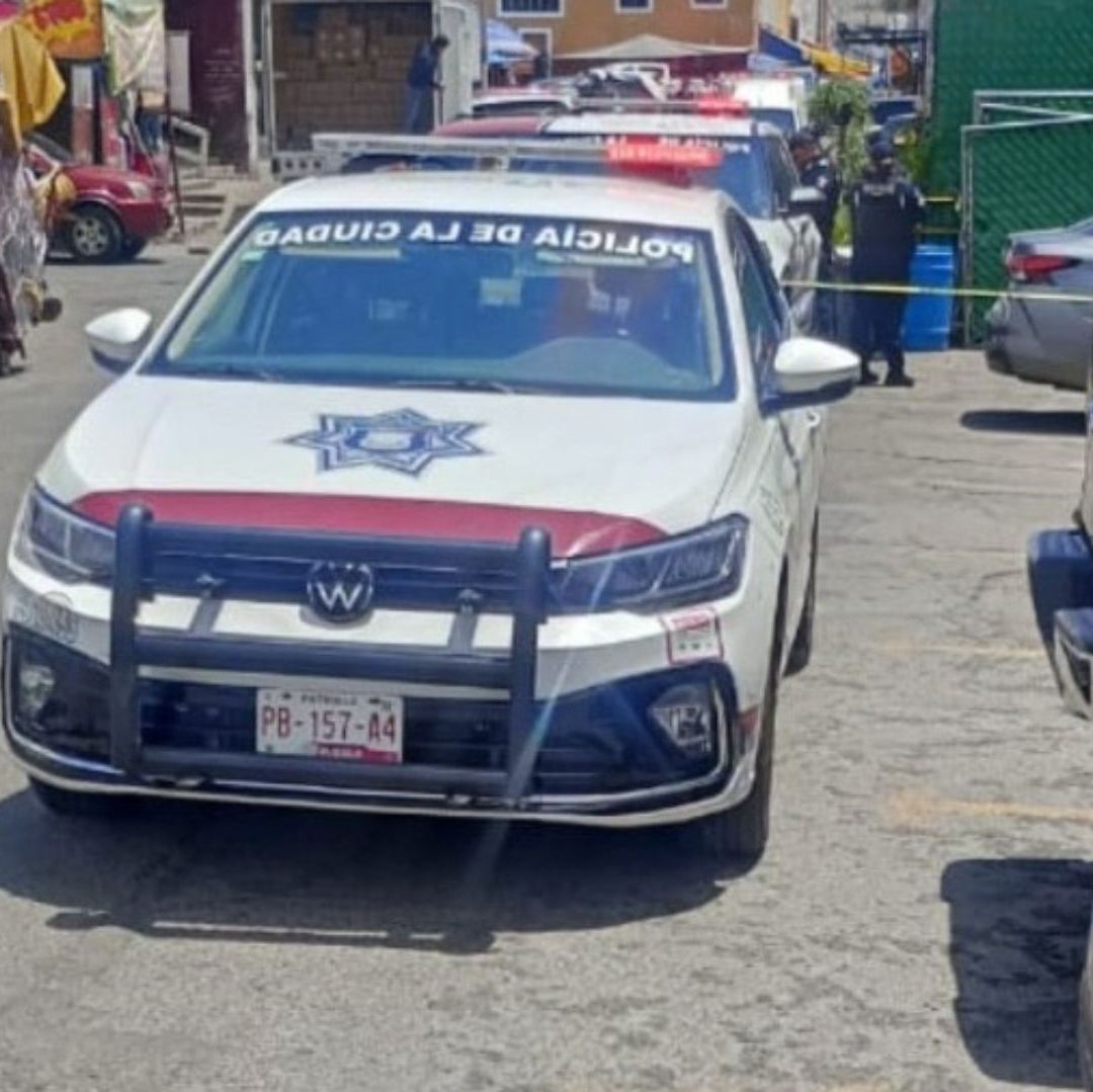 Hombre Muerto por Posible Infarto en Estacionamiento Mercado La Acocota en Puebla