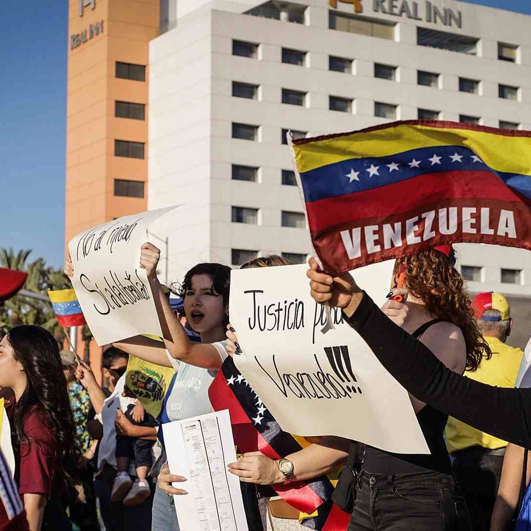 Migrantes venezolanos protestan contra Maduro en Tijuana, BC