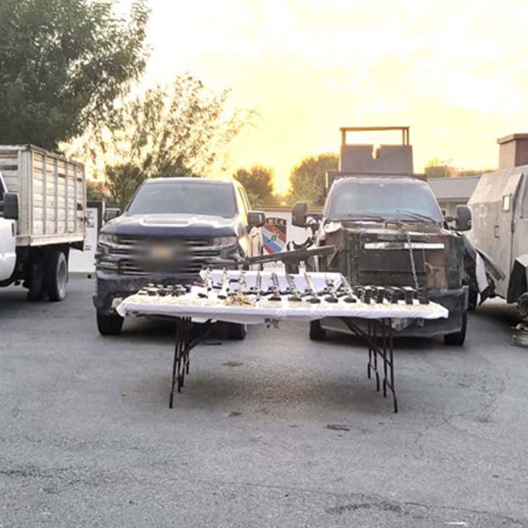 Autoridades Aseguran Autos Blindados y Armas de Fuego en Tamaulipas