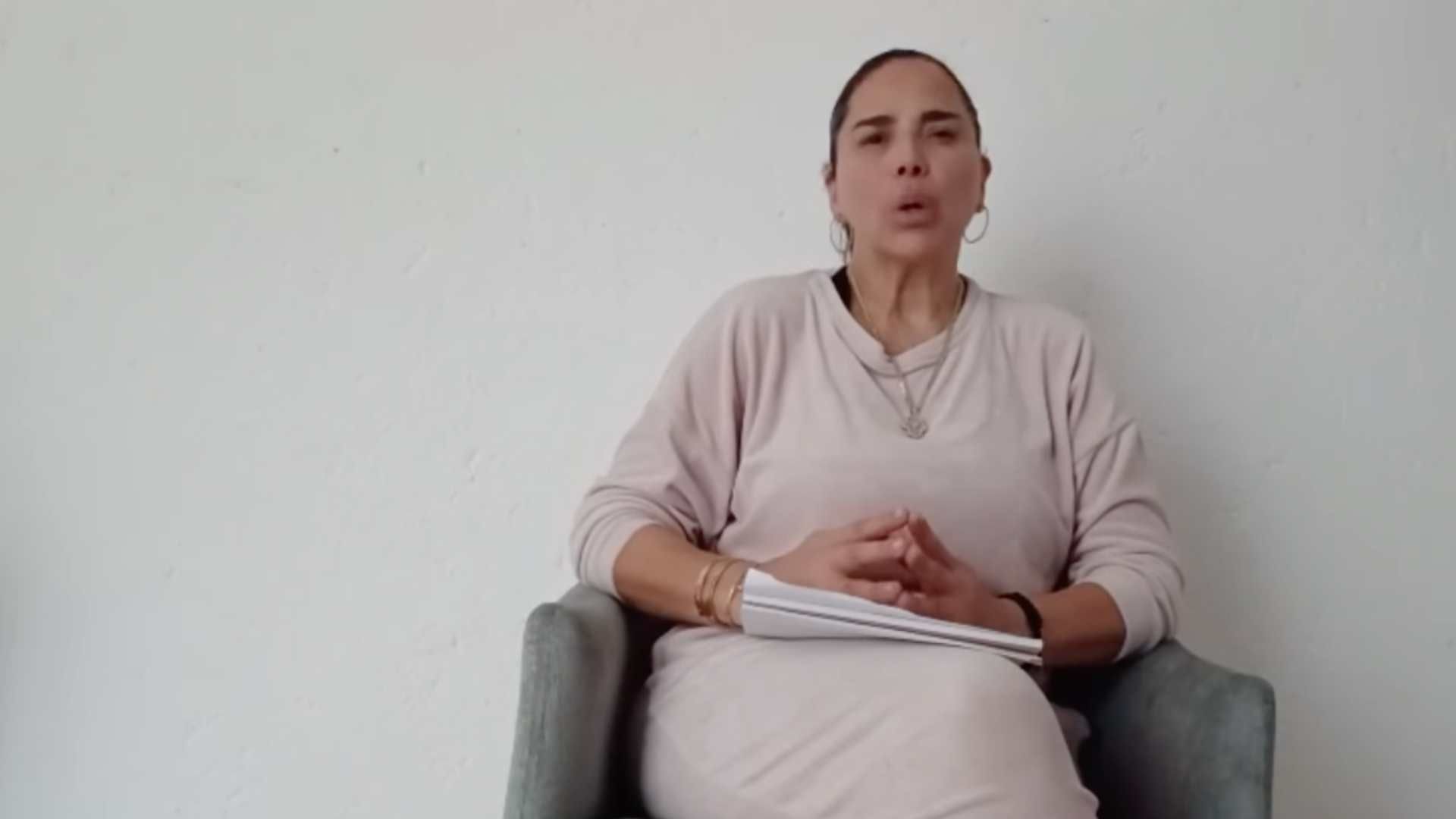 Existe una Orden de Aprehensión por Homicidio Calificado en Contra de la Madre de Carlos Salcedo
