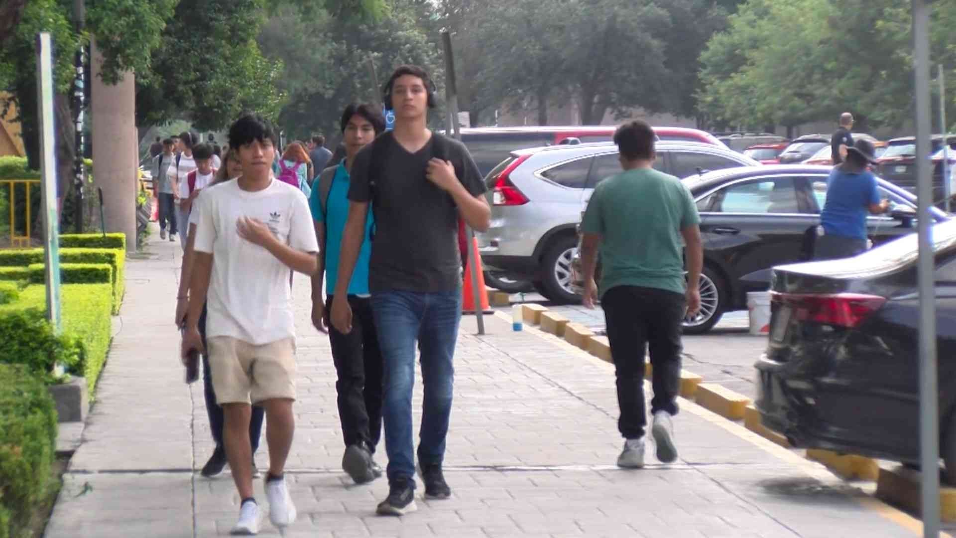Emociona a Alumnos Regreso a Clases en la UANL