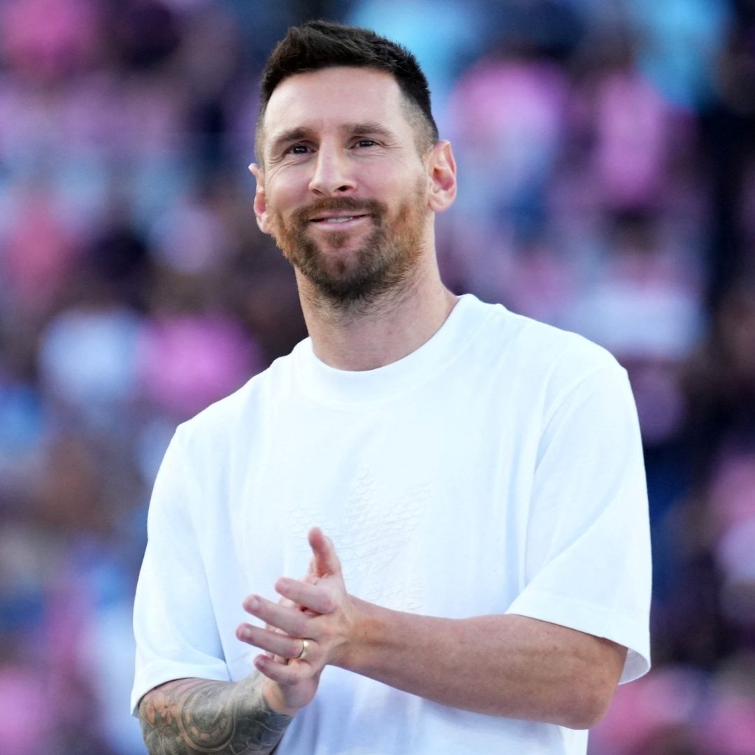 Vandalizan mansión de Lionel Messi en España