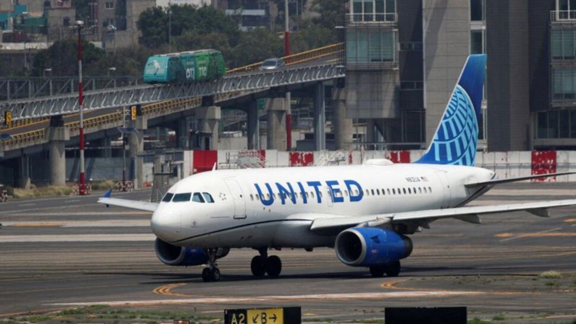 United Airlines Suspende Vuelos en Todo EUA por Falla en Sistema Informático