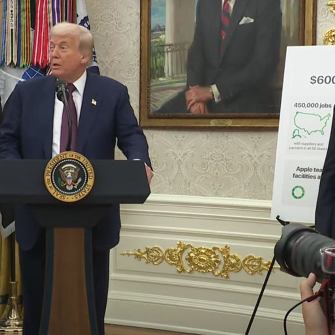 Apple Invertirá 100 MMDD en EUA; Trump Anuncia Aranceles del 100% en Chips y Semiconductores