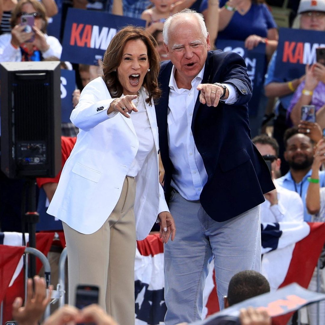 Kamala Harris aventaja a Trump por 51% a 48% según la última encuesta de NPR/PBS News/Marist y en 0.5 puntos porcentuales en el promedio nacional de sondeos de RealClearPolitics