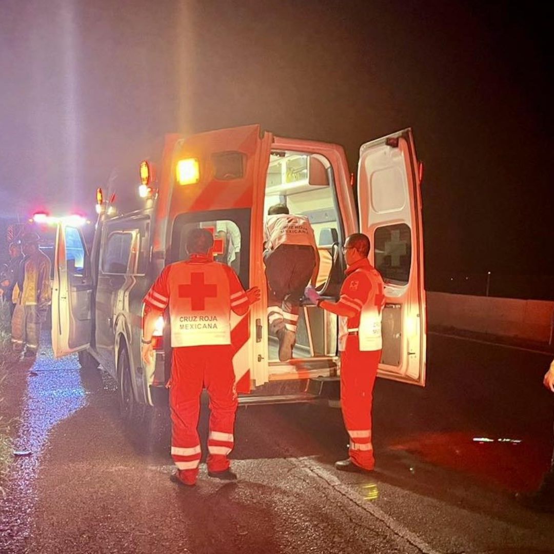 Motociclista Muere Mientras Jugaba "Carreritas" en la Carretera en Guasave