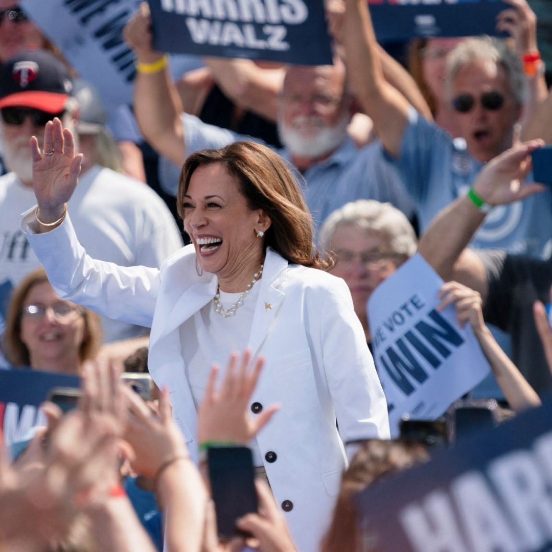 El equipo Harris-Walz tiene previsto contar con más de 750 asistentes para los actos en los estados clave que forman el denominado “muro azul” de Pensilvania, Wisconsin y Michigan