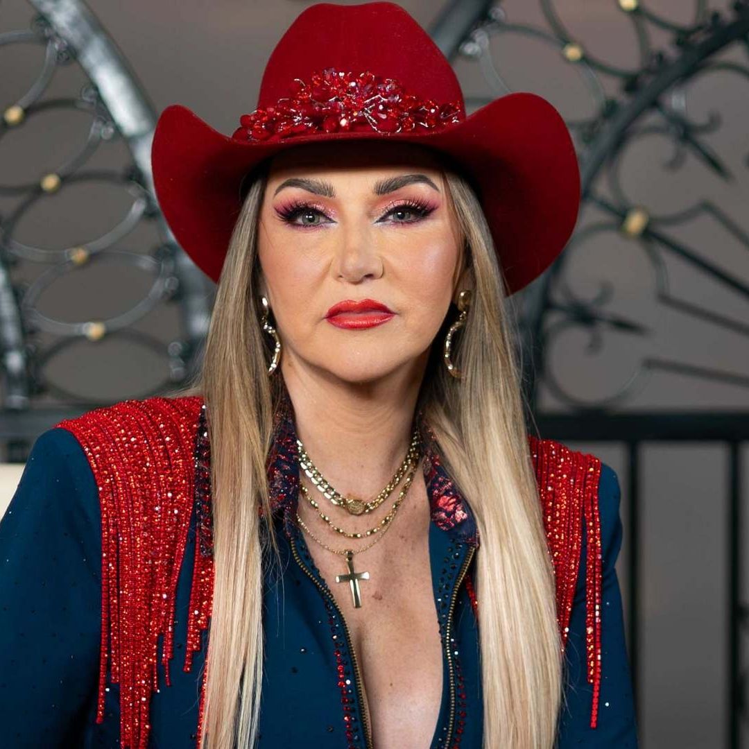 Alicia Villarreal en entrevista exclusiva