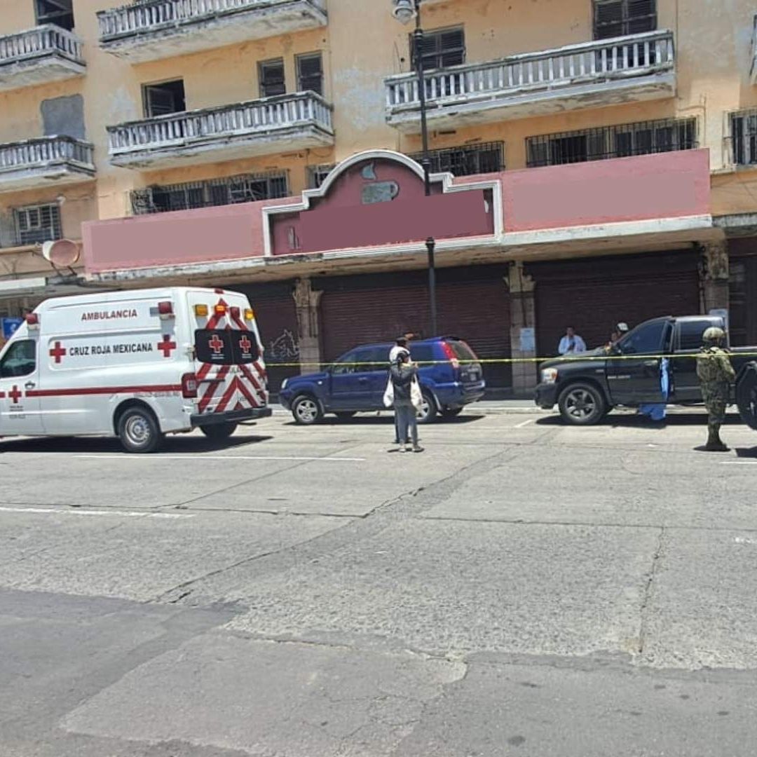 Muere Adulto Mayor Dentro de su Camioneta en el Centro Histórico de Veracruz