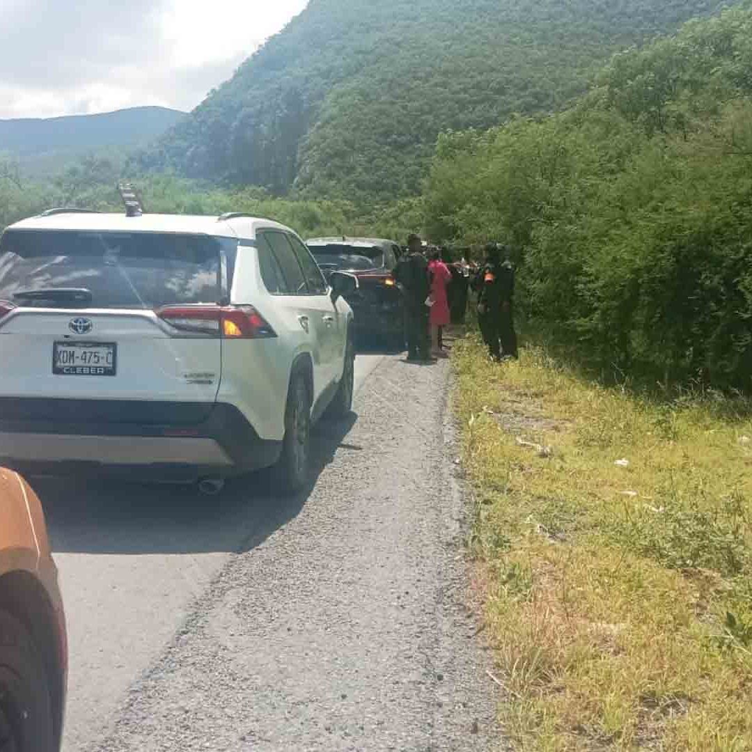Auxilian a Familia con Urgencia Médica en Carretera Rumbo Nuevo