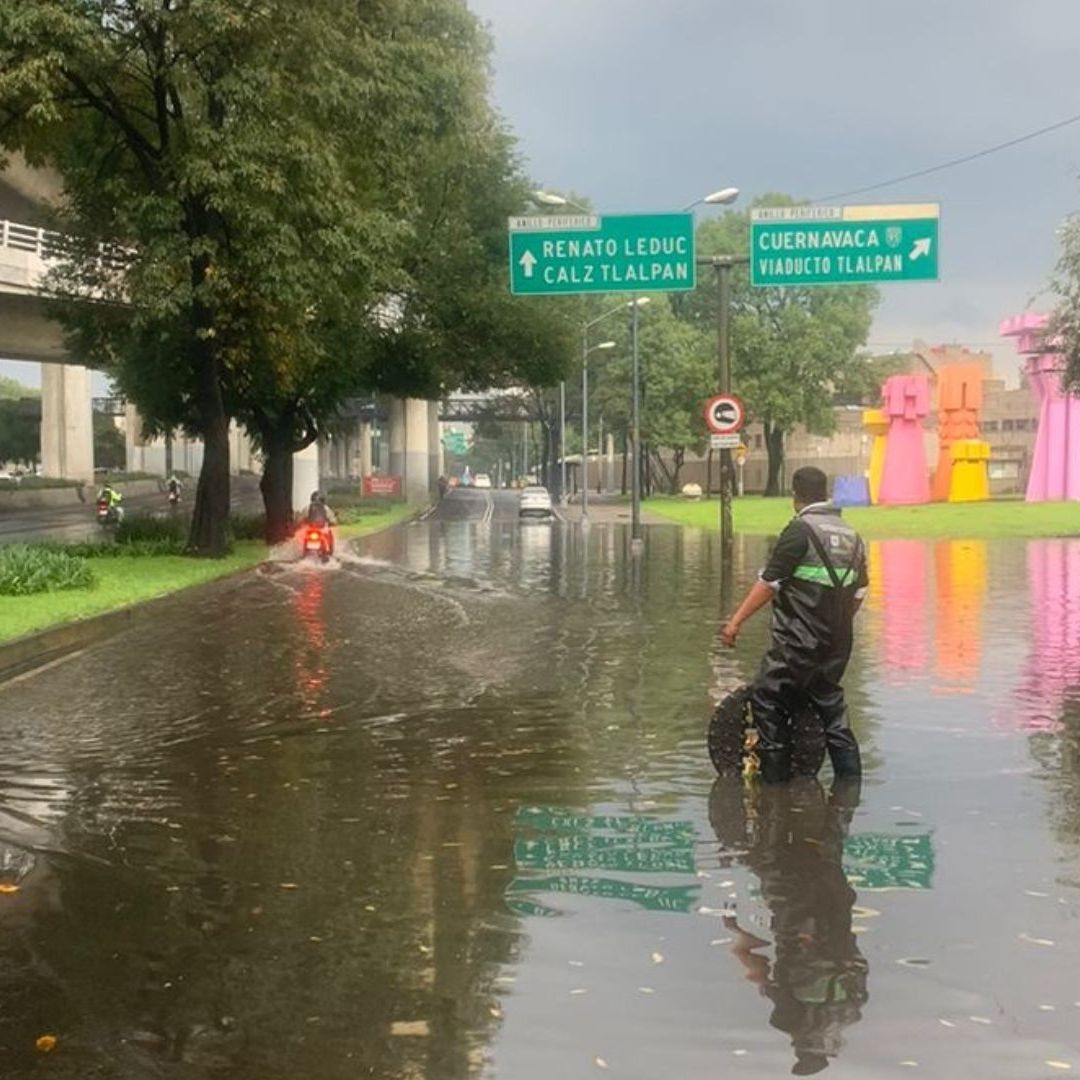 Lluvia Colapsa la CDMX: 60 % de Anegaciones por Tirar Basura a las Calles