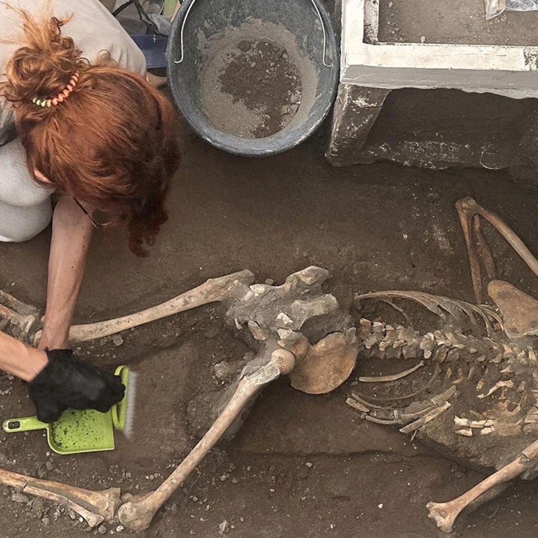 Hallan a pareja que intentaba huir con su tesoro en Pompeya