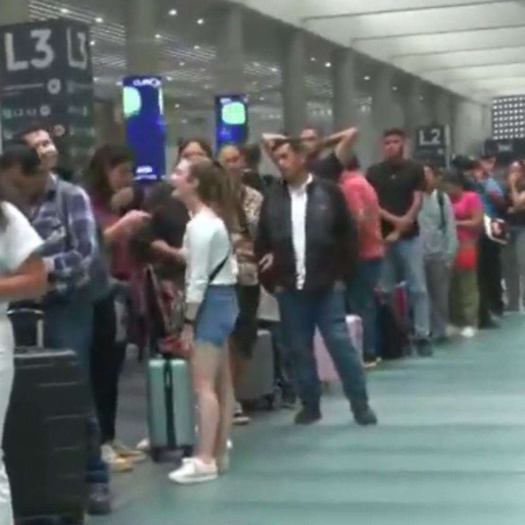 ¿Qué Dicen Aerolíneas a Pasajeros con 24 Horas Varados AICM? Sin Ayuda en Gastos por Lluvia