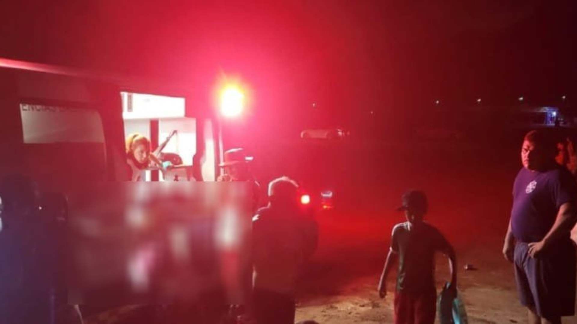 Bomberos Rescatan a Niña de 9 Años de Ahogarse en Playa Los Algodones de San Carlos
