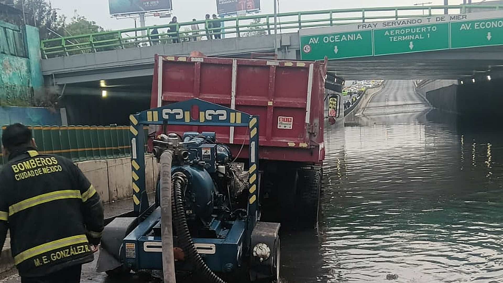 Daños luego de intensa lluvia en la CDMX