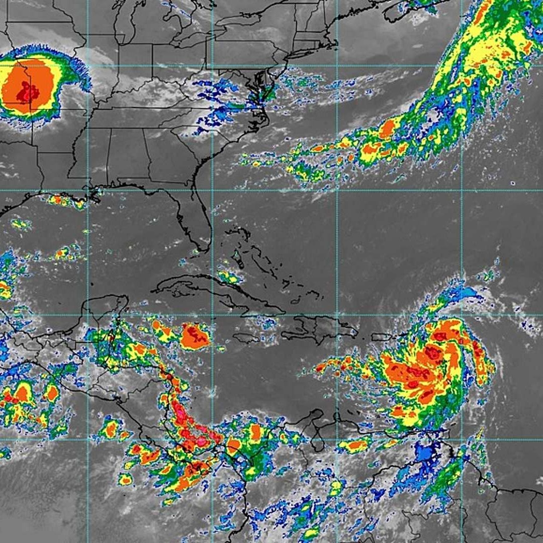 Tormenta Ernesto se Fortalece en el Atlántico y Podría Convertirse en Huracán: Esta es su Posible Trayectoria