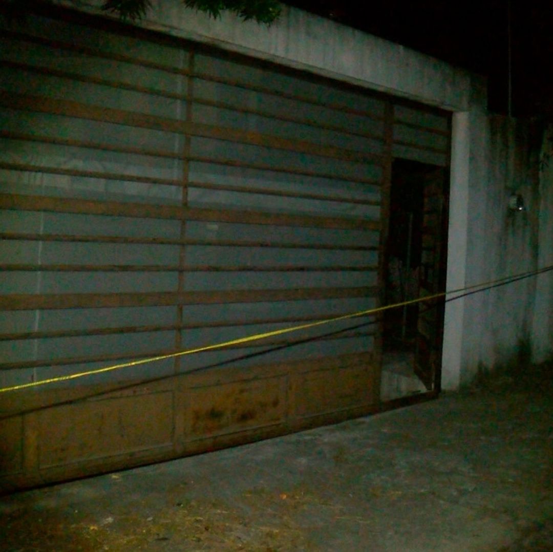El cuerpo sin vida del menor fue encontrado por sus padres en el fondo de la piscina