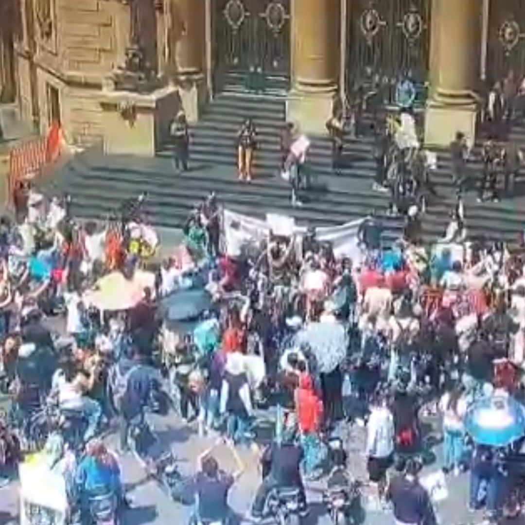 Usuarios de Scooters y Motos Eléctricas Protestan para Intentar Frenar Nueva Licencia en CDMX