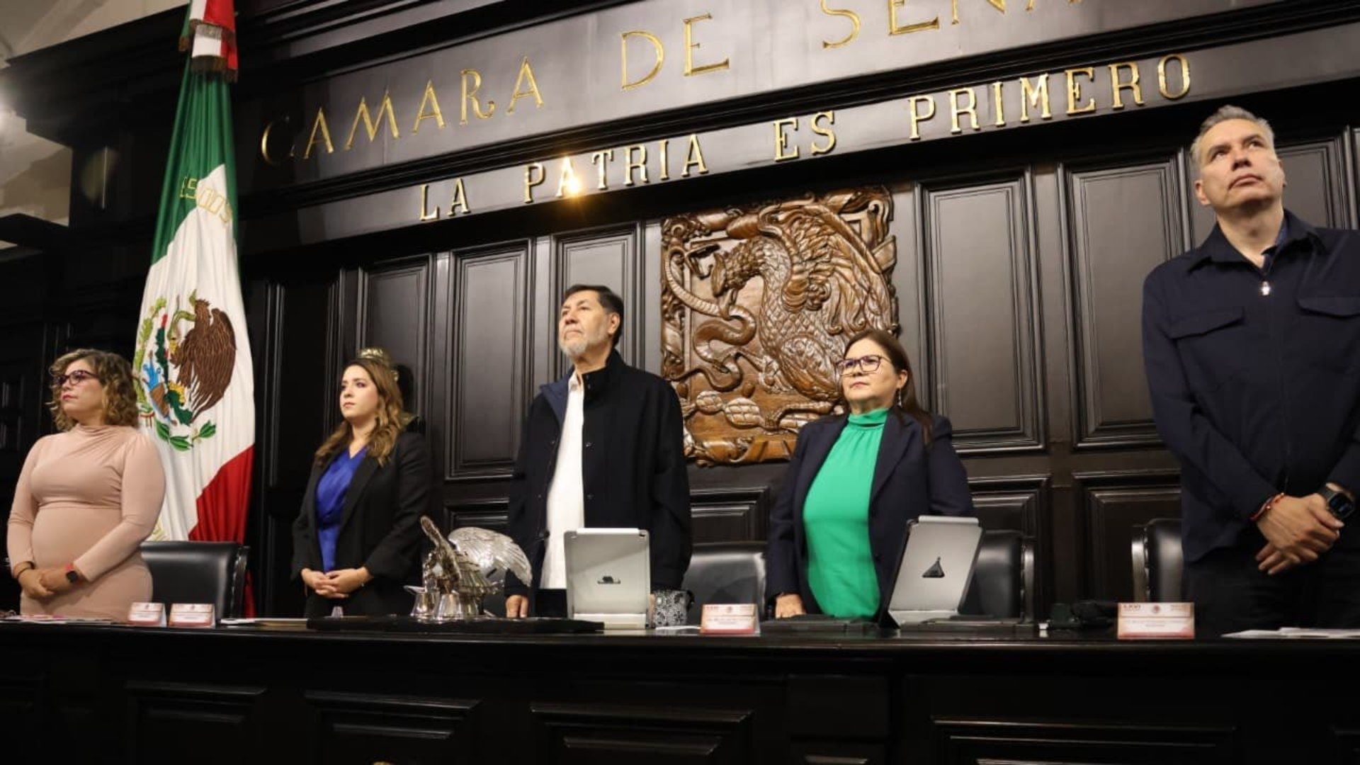 Sesión en la antigua sede del Senado de la República