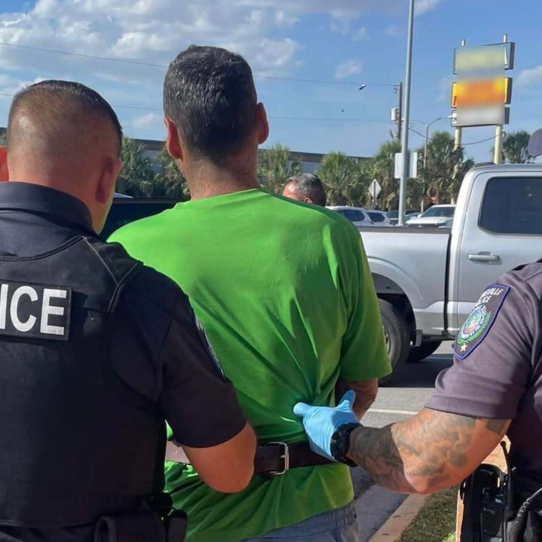 Capturan a Sujeto que Robo Ambulancia en Brownsville y Cruzó México