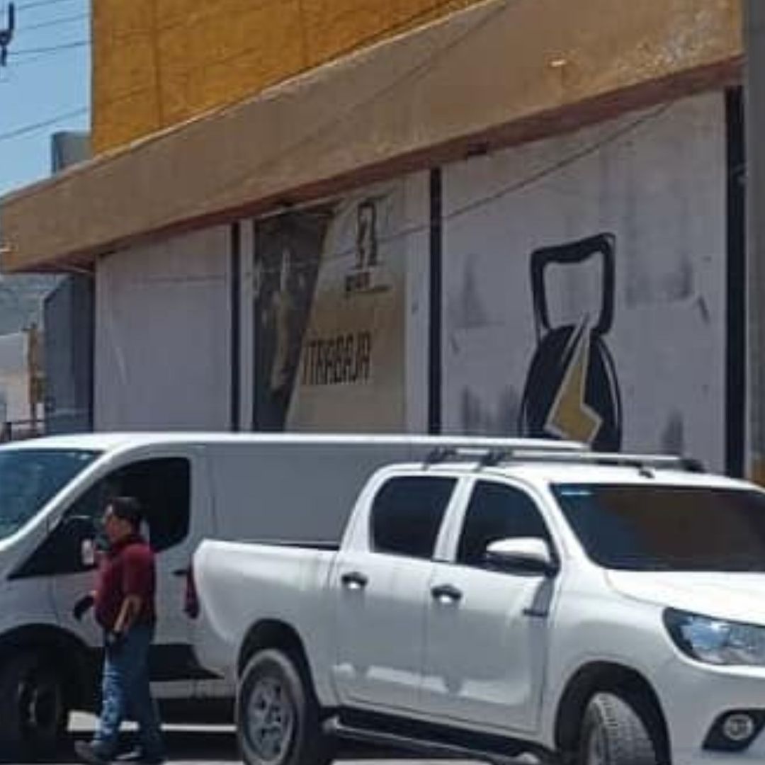 Mujer Muere Mientras Hacía Sentadillas en el Gimnasio