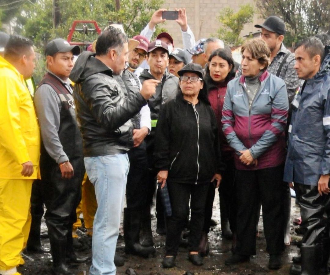 Delfina Gómez se Reúne con Habitantes de Chalco Desesperados por las Inundaciones