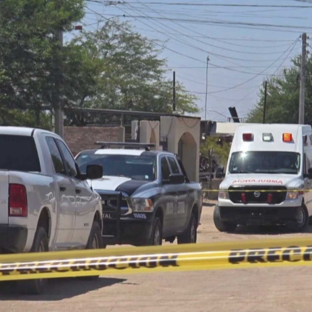 Hija Encuentra el Cuerpo de su Madre Semienterrado en Patio de su Casa en Sonora