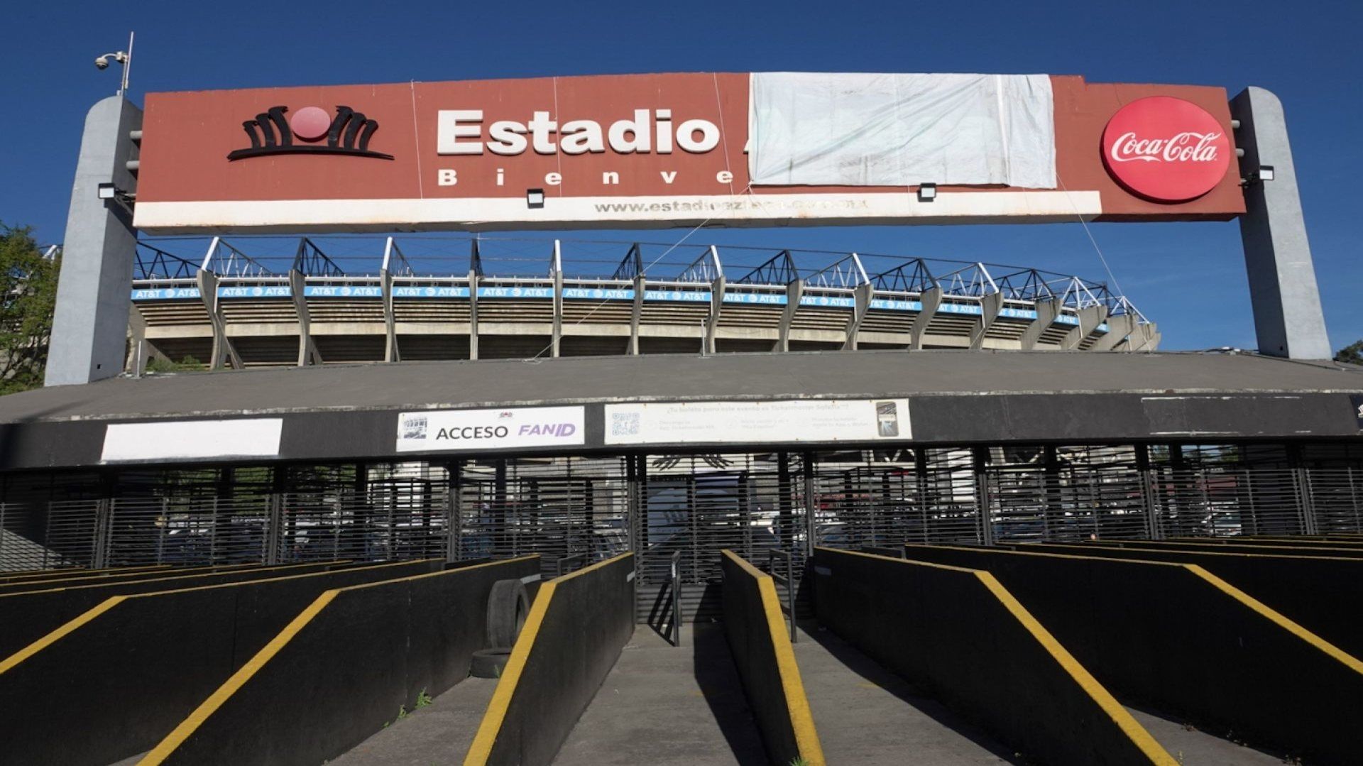 En la imagen se puede ver el Estadio Azteca.