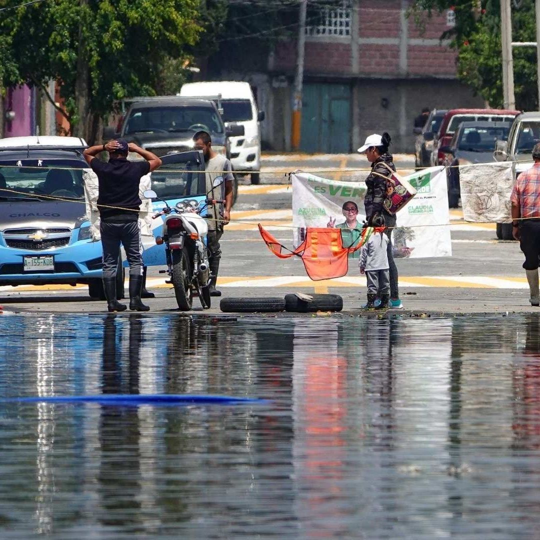 Sigue el drama en Chalco por las inundaciones
