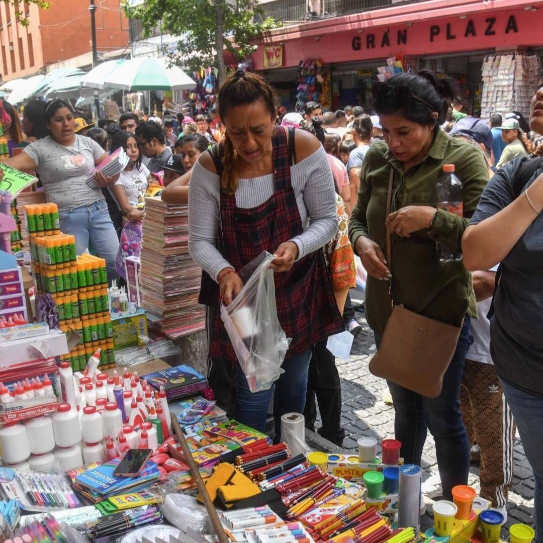 Sorprende a Padres Alza en Precios de Útiles ante Inicio de Ciclo Escolar