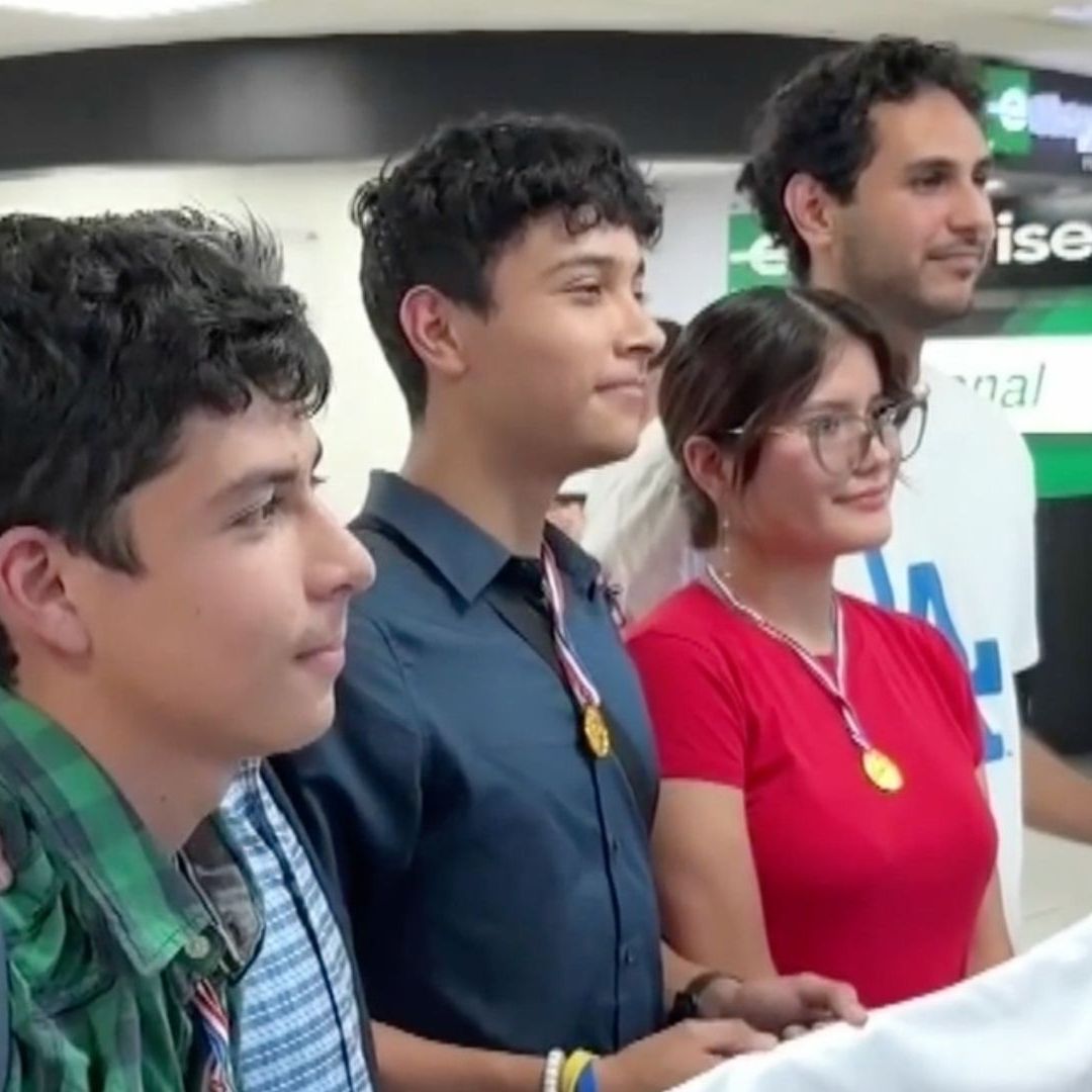 Jóvenes Chihuahuenses Ganan Campeonato Mundial de Robótica en China
