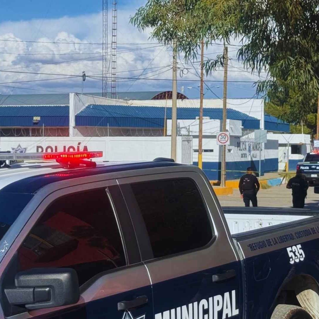 Muere Policía Dentro de la Estación Distrito Valle | Foto: N+