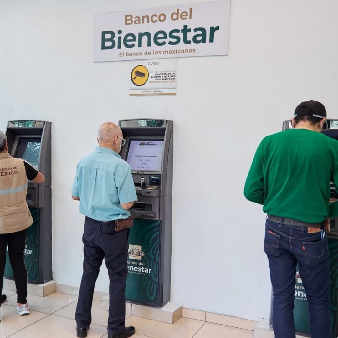 Anuncian calendario de pagos Bienestar agosto 2025 qué adultos mayores cobran letras por día