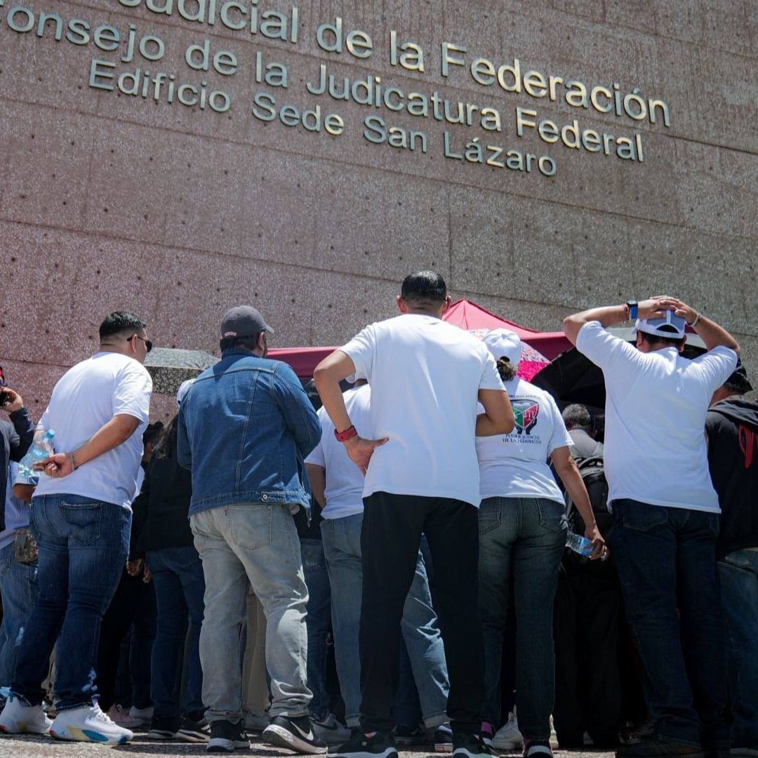 AMLO Envía Mensaje a Trabajadores en Paro por Reforma Judicial: ‘Nosotros No Reprimimos’