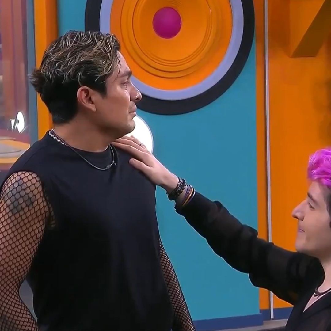 Ricardo Peralta vivió un momento muy emotivo cuando entró su novio Charly a La Casa de los Famosos México 2024