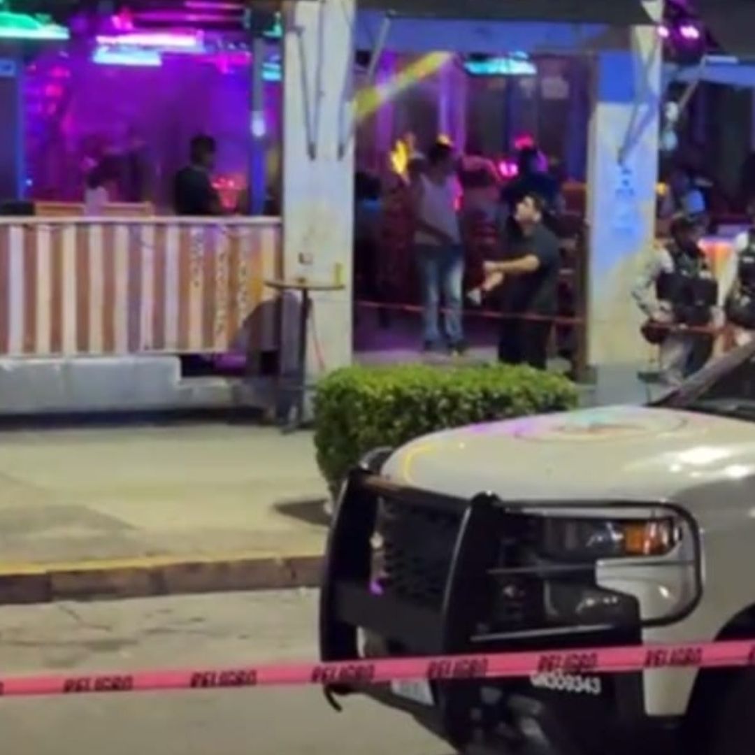 Lanzan Hielera con Restos Humanos Frente a Discoteca en Acapulco