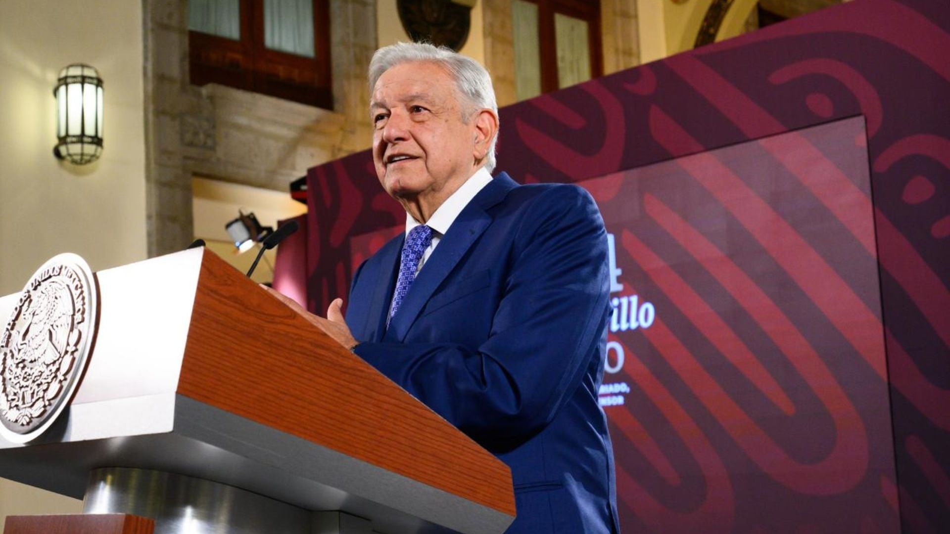 AMLO Pide Respetar Constitución y Ley en Asignación de Legisladores