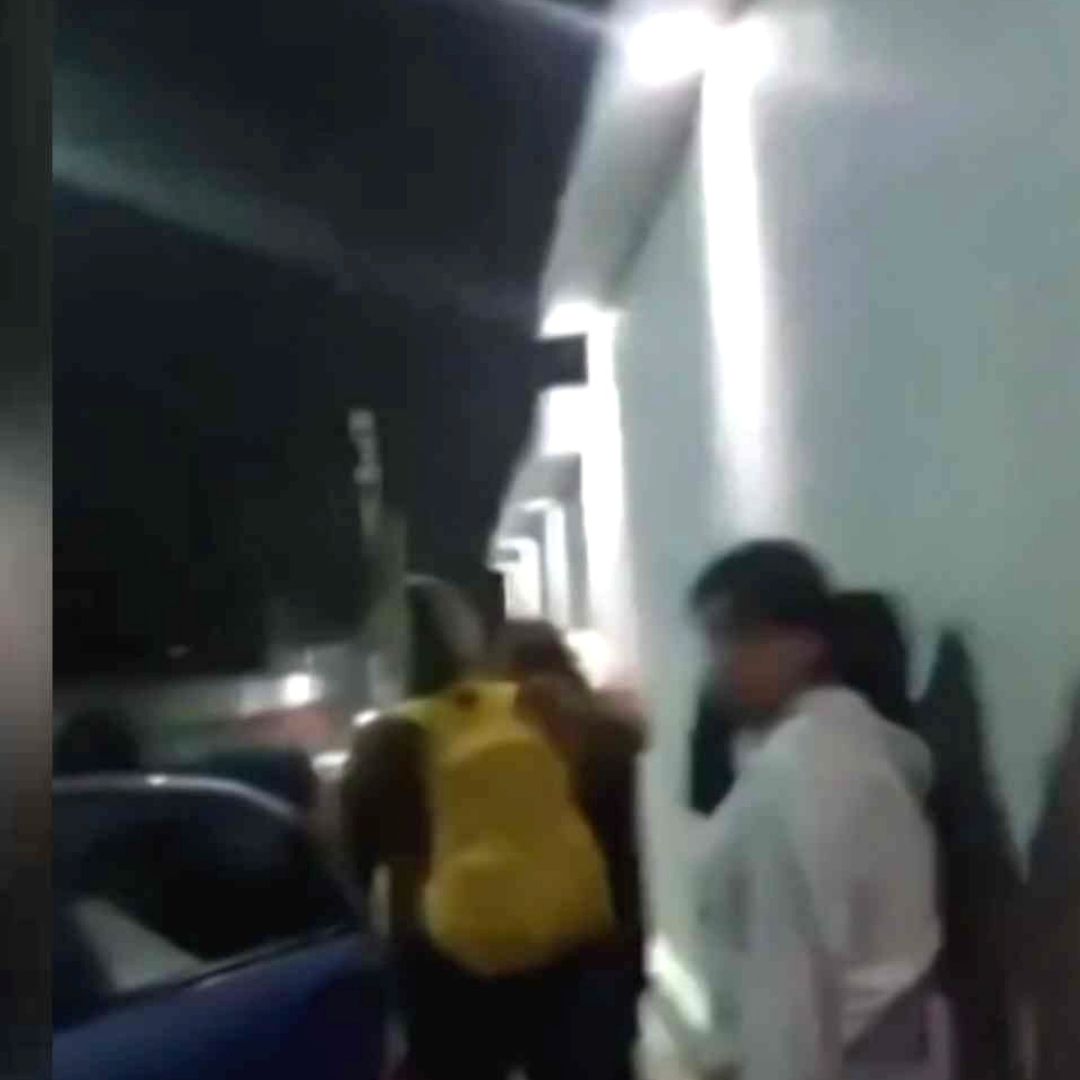 Estudiantes de la Normal Rural ‘Carmen Serdán’ en Teteles de Ávila Castillo, en Puebla, retuvieron a una de sus compañeras y la dejaron sin comida ni agua